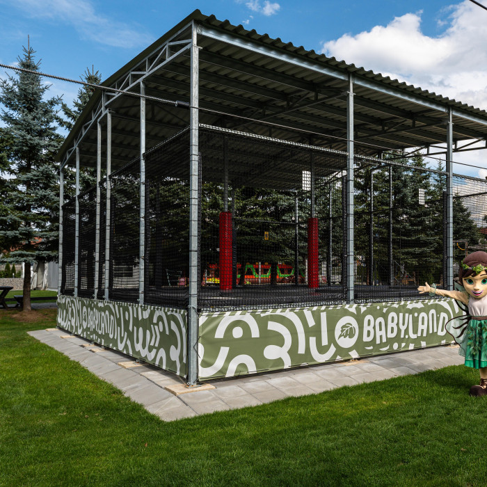 BABYLAND - exteriér